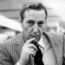 Elhunyt Frederick Forsyth