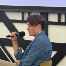 Van valami éberség az emberben, amikor színpadra lép