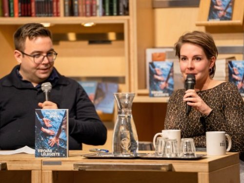 A történeteket fényre kell hozni