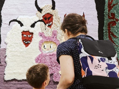 Lebomló hierarchiák a népmesék világában