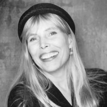 599. TV-mentes nap (nov. 7.)