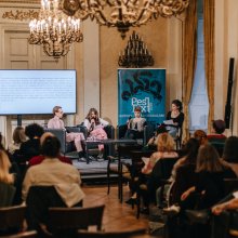 Nyelven túli történetek