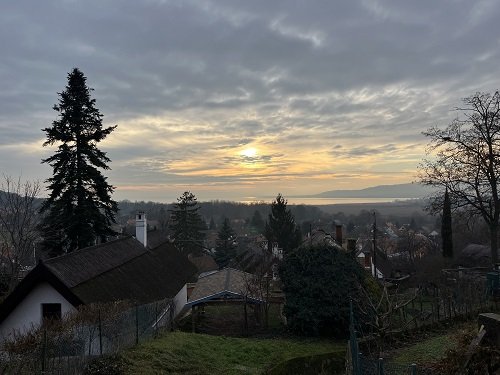 Írni szabadság és kaland