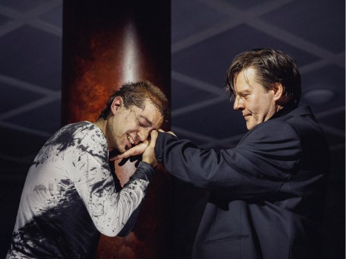 A Vas utca 2/c-ben ragadt apám szelleme