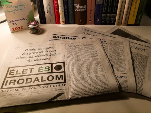 Van itt minden, mint a karácsonyfán