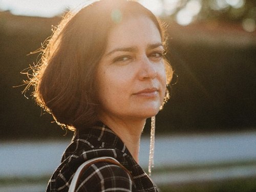 Megjelent Ljuba Jakimcsuk Donbaszi sárgabarackok című kötete