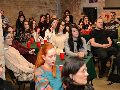 Várva, hogy a szelvényünket húzzák