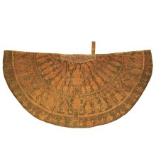 Kiemelték vitrinjéből a koronázási palástot