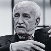 Elhunyt Koltai János