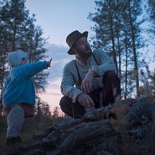 Mik is vagyunk valójában a bőrünk alatt?