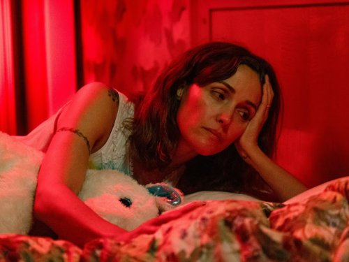 Nyomokban komédiát is tartalmazhat