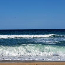 Fölötte a város, alatta a tenger