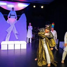 Biblia show címmel látható a Baltazár Színház előadása