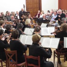 Pénz a minősítéssel nem rendelkezőknek