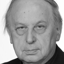 Elhunyt Veress Sándor