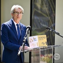Megnyílt a Herendi Porcelánmanufaktúra bicentenáriumi tárlata