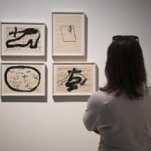 Antoni Tapies grafikái a Nemzeti Galériában