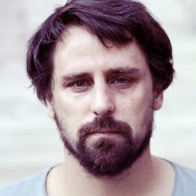 Reisz Gábor Földszint című filmjét október elsejétől vetítik