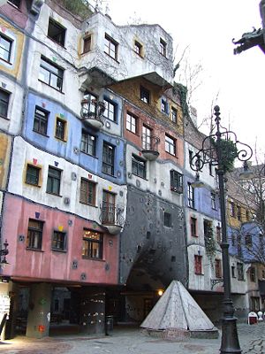 Hundertwasser-ház, Bécs (Forrás: Wikipedia) Hundertwasser-ház, Bécs (Forrás: Wikipedia)