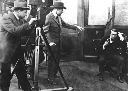 D. W. Griffith rendezés közben