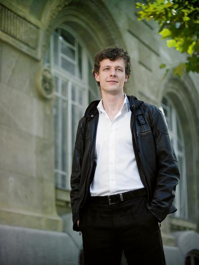 Várdai István