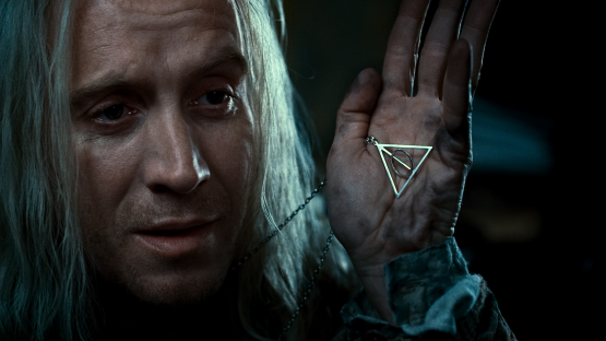© 2010 Warner Bros. Ent. Inc. Harry Potter Publishing Rights © J.K.R. A  Harry Potter szereplők, nevek, és a vele kapcsolatos jelek a ©  Warner Bros. Ent. bejegyzett védjegye. Minden jog fenntartava.