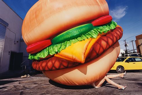 Death by hamburger (C) David Lachapelle & Fred Torres Collaborations