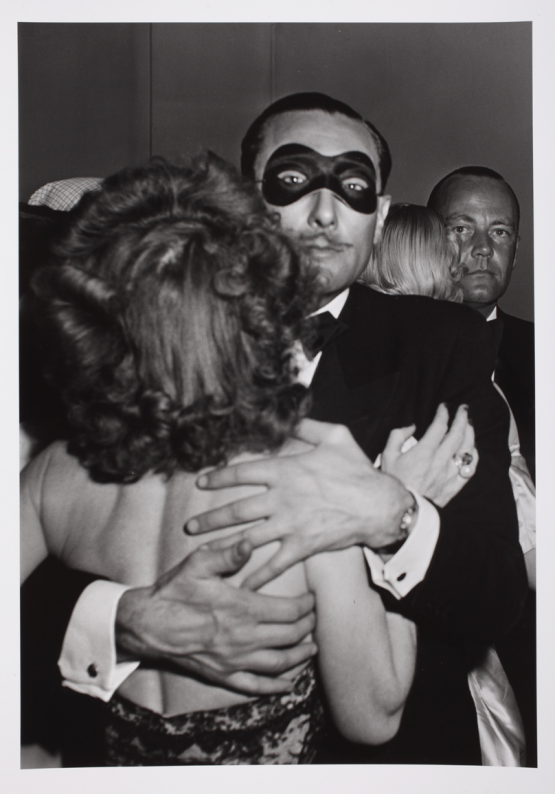 Robert Capa: Karnevál, Zürs, Ausztria, 1950. február