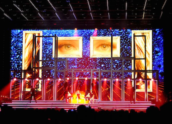 Kylie Minogue Kiss Me Once