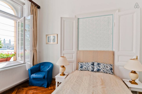 Budapest Airbnb