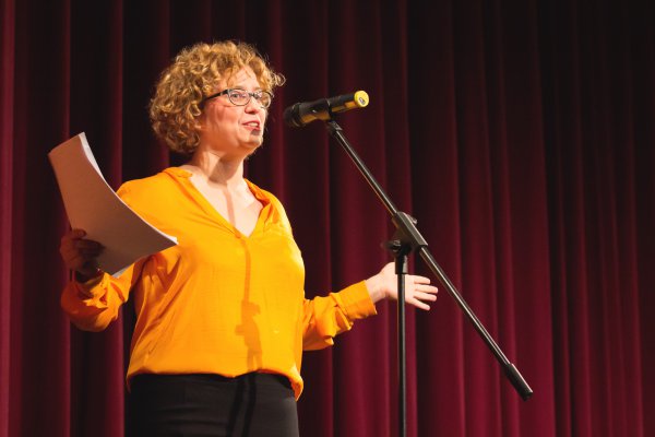 Veiszer Alinda