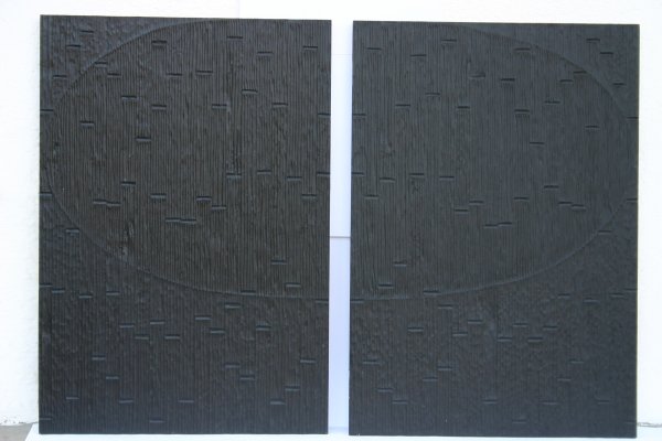  Nagy Barbara: Tükör-Kép (2012), egyenként 180x120 cm, metszett fa, festve