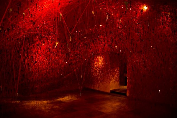 Chiharu Shiota: Emlékeső