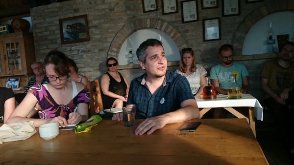 L. Varga Péter első védőbeszéde, melyet görög államférfiként tart
