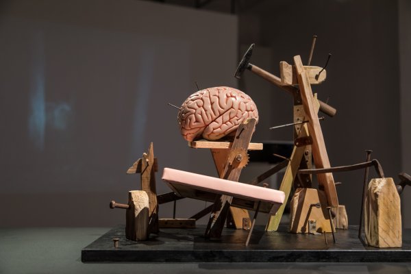 Győrffy László: WREK (Extravagant Rubbish: A Remix of Progress), 2018, vegyes technika, 57x43,3x41 cm - Fotó: Oláh Gergely