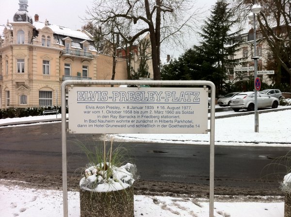 Elvis tér a német Bad Nauheim-ben