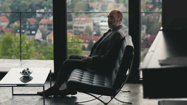 Ujj Mészáros Károly: X - a rendszerből törölve
