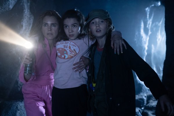 Keri Russell, Brooklynn Prince, Christian Convery