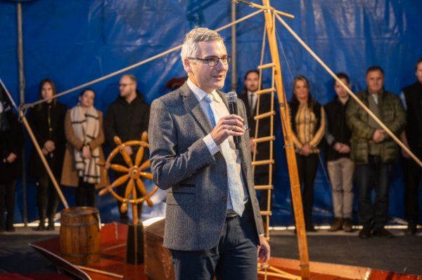 Prof. Dr. Kiszl Péter tanszékvezető egyetemi tanár