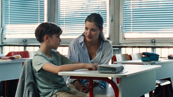 Paul Mátis és Mészöly Anna a Fekete pont című filmben