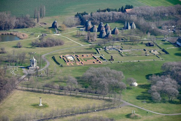Ópusztaszer