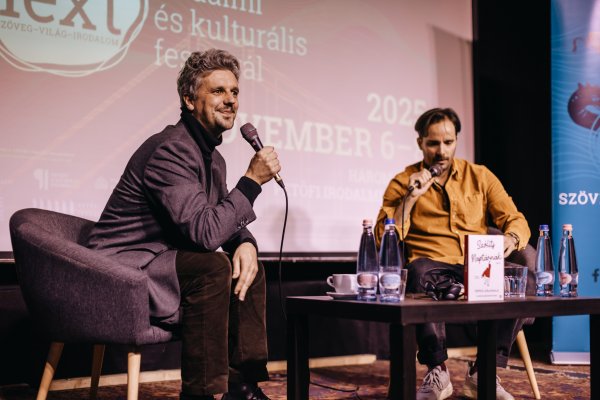 Vörös Dóra fotója