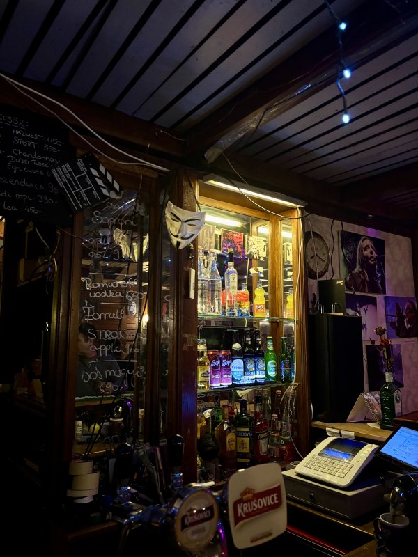 Hunnia Bárpult - Forrás: Szerző