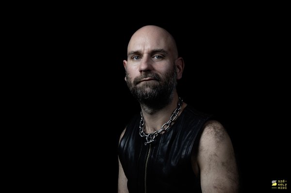 Székelyhidi Zsolt portréja Dunajcsik Mátyásról