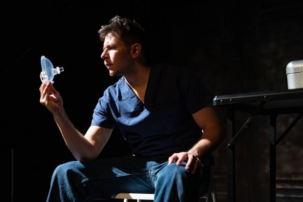 Az ápoló és Aszalós