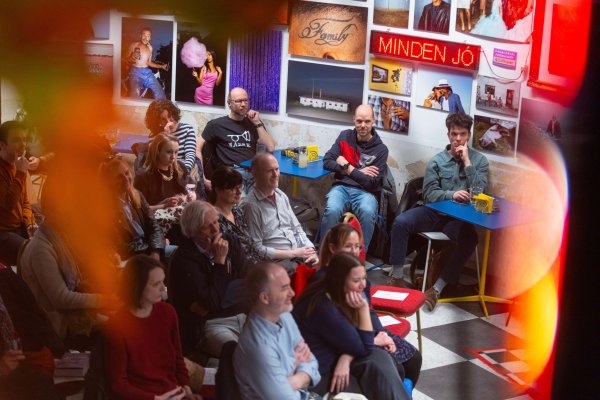 Thomas Pynchon: Ellenfényben kötetbemutatója