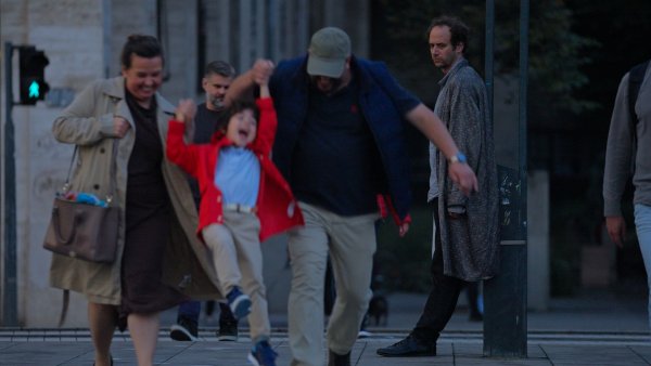 Voltaképpen kik vagyunk? - jelenetfotó