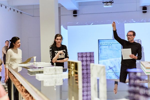 Schmied Andi: Asset Town című kiállításának megnyitója, Trafó Galéria, 2026 Fotó: Bilák Krisztina
