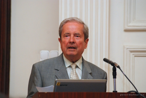 Nyomárkay István