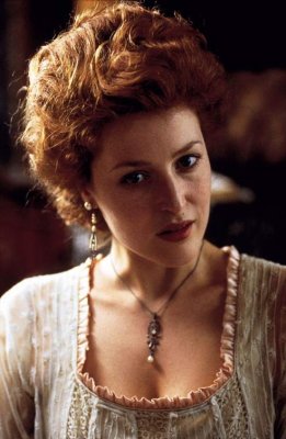 Gillian Anderson